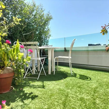 Preciosa Habitacionsuite En Atico Con Terraza Ii